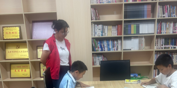 成都市新都区新繁街道清镇村关工委开展青少年主题读书活动