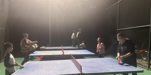 成都市新都区新繁街道清镇村关工委组织开展青少年体育健身活动